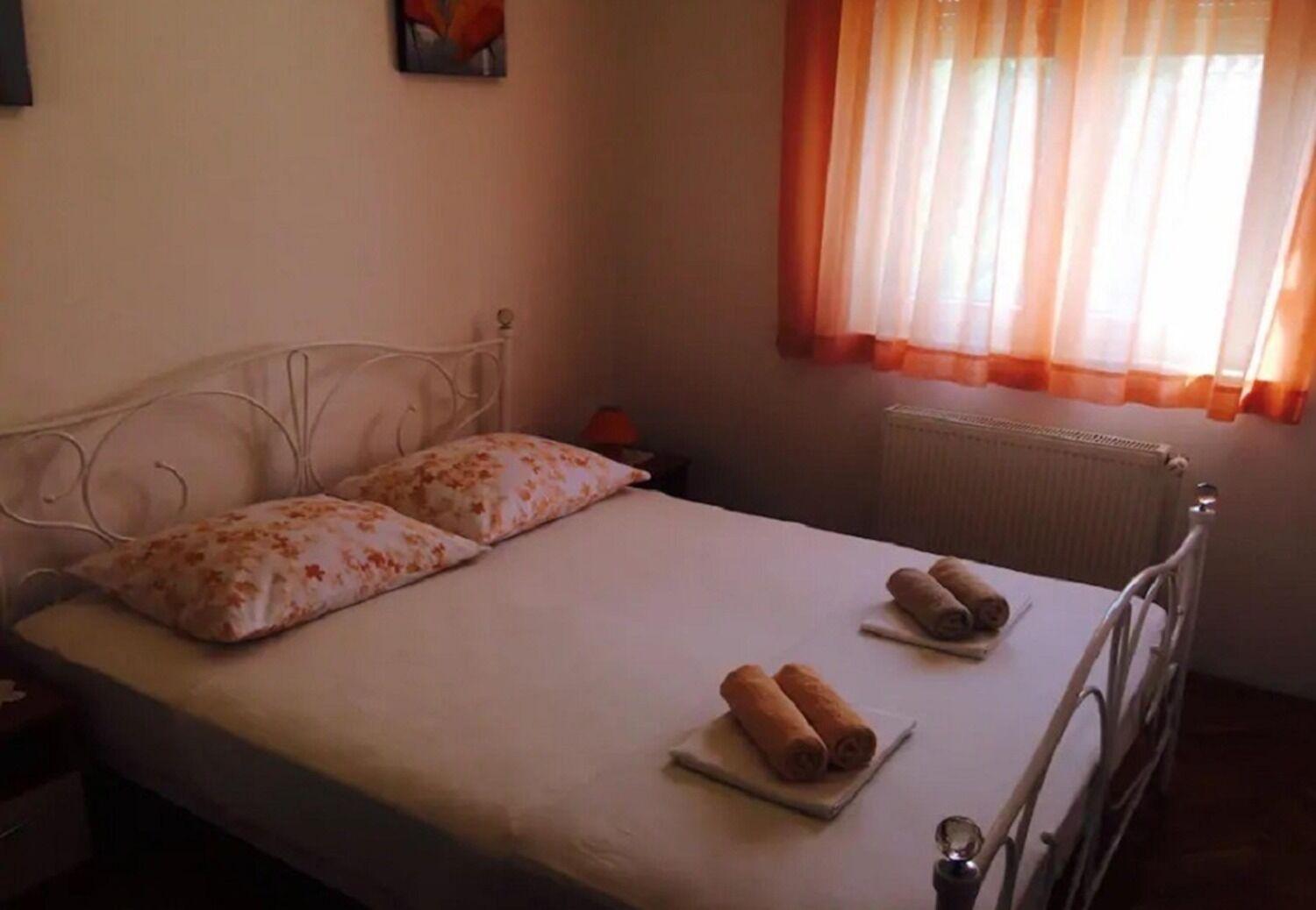 Apartments And Rooms Ognjen - Family Apartments With Free Parking Betina  Luaran gambar